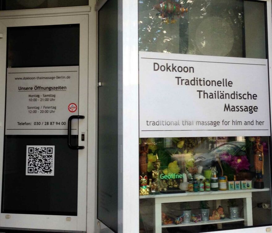 Eingang der Dokkoon Thaimassage in Berlin Mitte