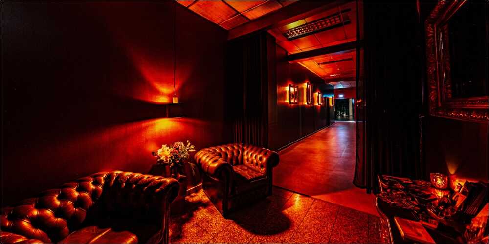 Dominastudio Atrium Berlin Eingangsbereich